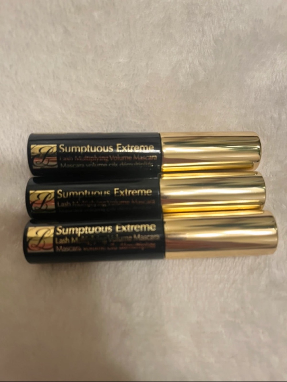 Estee Lauder Sumptuous Extreme Mascara - Black
